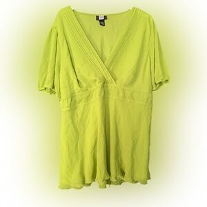 NWOT Studio 1940 Lime Green Women's Peasant Top Tie Back Short Sleeved Blouse